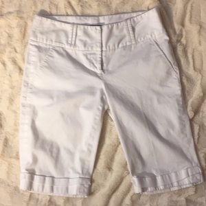 Atalier white97% cotton shorts